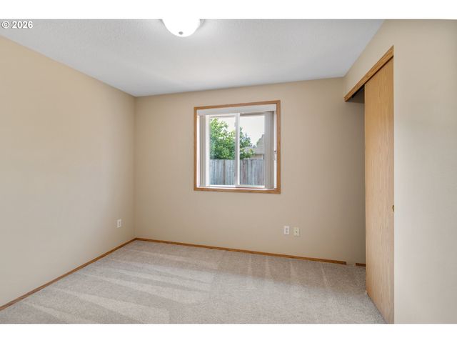 16911 Ne 20TH St, Vancouver, WA 98684
