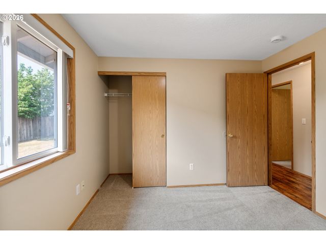 16911 Ne 20TH St, Vancouver, WA 98684