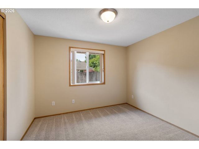 16911 Ne 20TH St, Vancouver, WA 98684