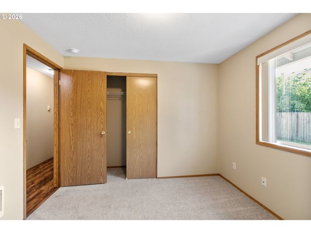 16911 Ne 20TH St, Vancouver, WA 98684