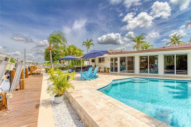 491 SE 10th Avenue, Pompano Beach, FL 33060