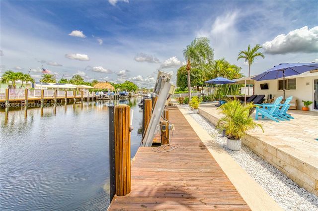 491 SE 10th Avenue, Pompano Beach, FL 33060
