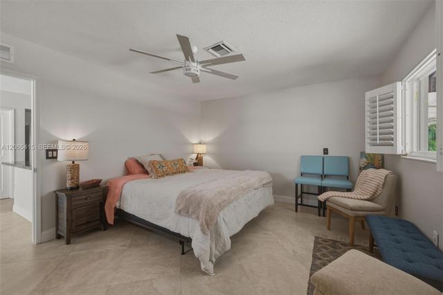 491 SE 10th Avenue, Pompano Beach, FL 33060