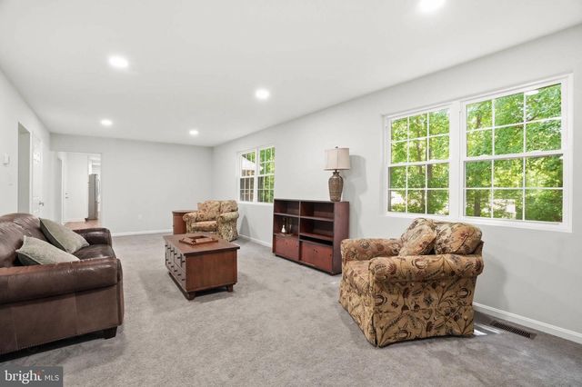 9021 TONYAS TER, Owings, MD 20736