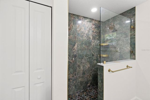 5062 80TH LANE N, St Petersburg, FL 33709