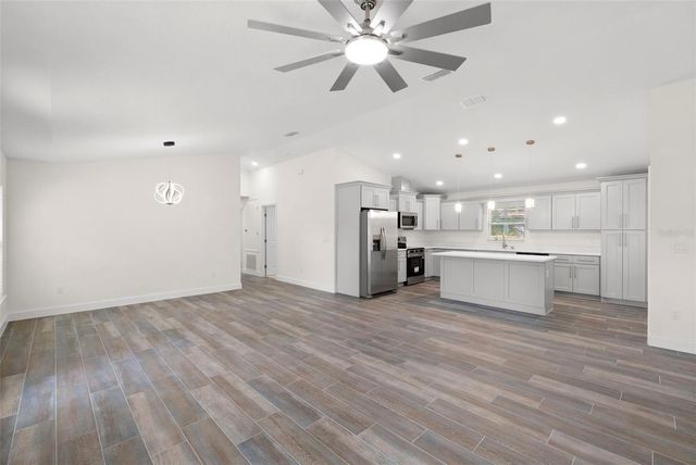 5062 80TH LANE N, St Petersburg, FL 33709