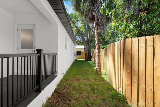 5062 80TH LANE N, St Petersburg, FL 33709