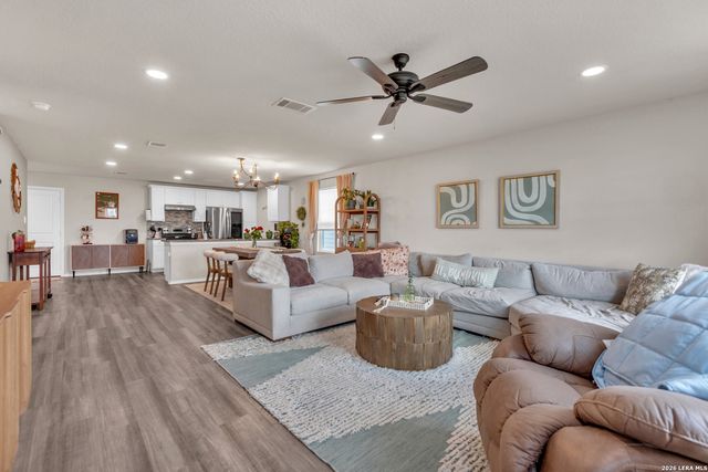 2471 Pechora Pipit, New Braunfels, TX 78130