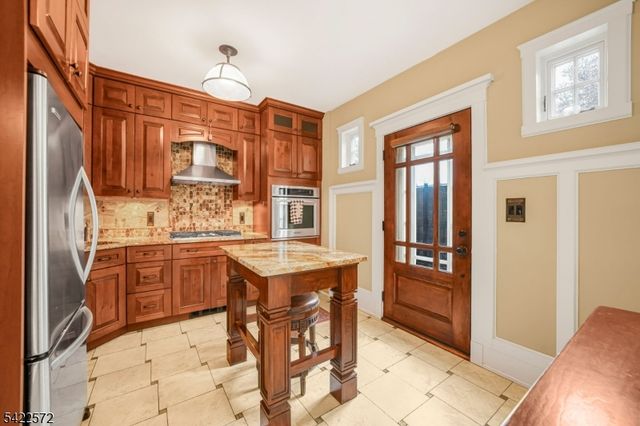 26 Daily St, Nutley Twp., NJ 07110