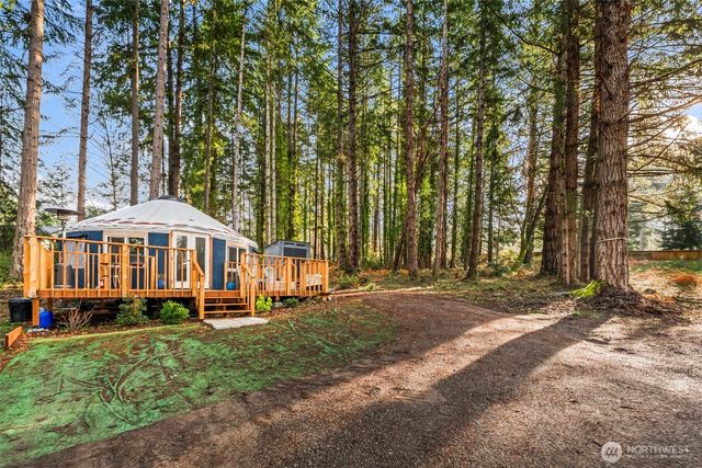 8617 86th Avenue NW, Gig Harbor, WA 98332