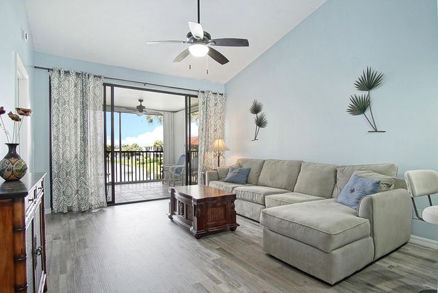 6041 SE Landing Way, Stuart, FL 34997