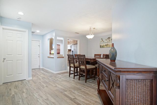 6041 SE Landing Way, Stuart, FL 34997