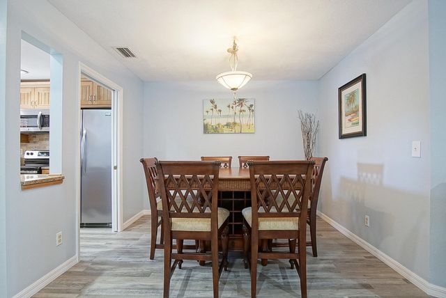 6041 SE Landing Way, Stuart, FL 34997