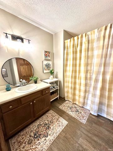 7130 Thamesford Drive, Fort Wayne, IN 46835