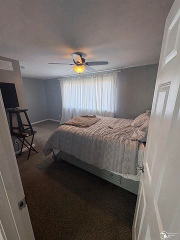 4341 S 8th Street, Luna Pier, MI 48157