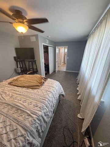 4341 S 8th Street, Luna Pier, MI 48157