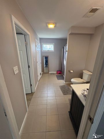 4341 S 8th Street, Luna Pier, MI 48157