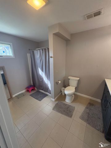 4341 S 8th Street, Luna Pier, MI 48157