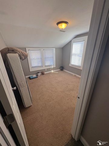 4341 S 8th Street, Luna Pier, MI 48157