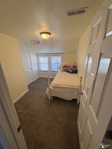 4341 S 8th Street, Luna Pier, MI 48157