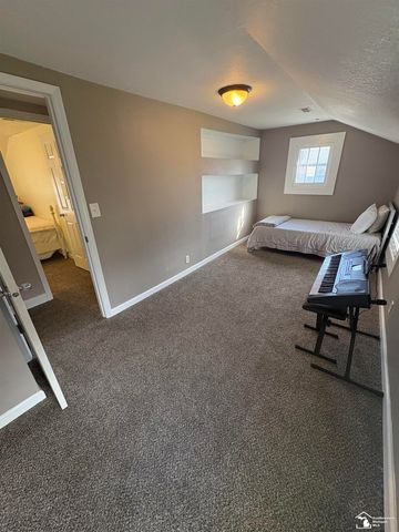 4341 S 8th Street, Luna Pier, MI 48157