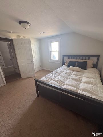 4341 S 8th Street, Luna Pier, MI 48157