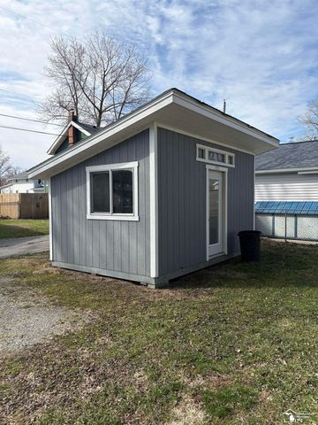 4341 S 8th Street, Luna Pier, MI 48157