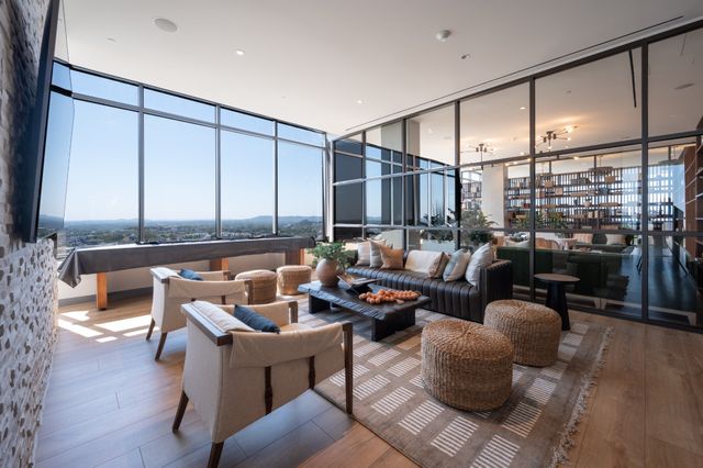 1212 Demonbreun St Apt 1710, Nashville, TN 37203