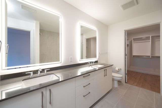 1212 Demonbreun St Apt 1710, Nashville, TN 37203