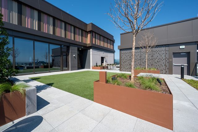 1212 Demonbreun St Apt 1710, Nashville, TN 37203