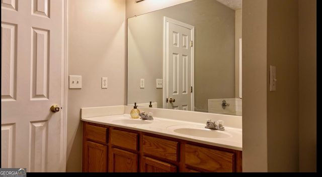 4911 Oak Meadow Lane, Oakwood, GA 30566