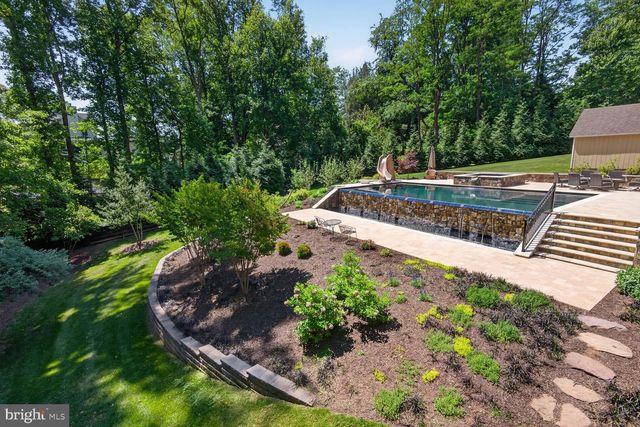 10507 OAKTON RIDGE CT, Oakton, VA 22124