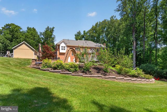 10507 OAKTON RIDGE CT, Oakton, VA 22124