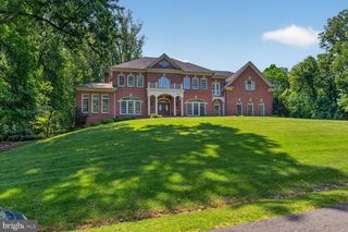 10507 OAKTON RIDGE CT, Oakton, VA 22124