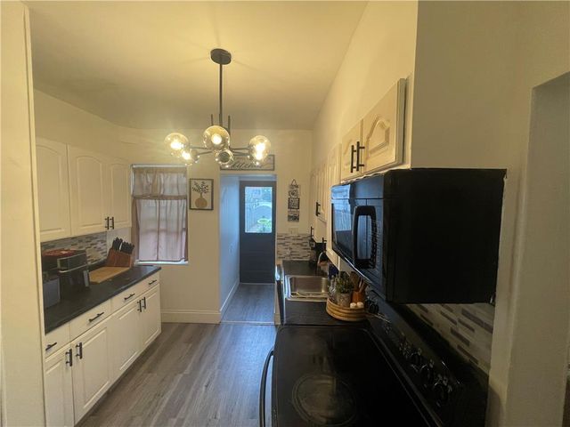 919 Cayuga Street, Bethlehem City, PA 18017