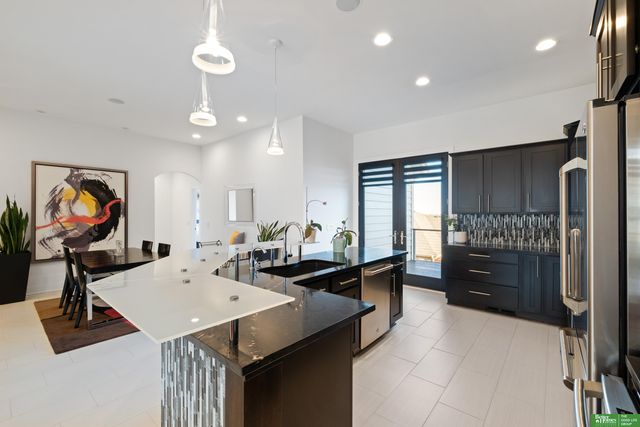 5811 N 159th Street, Omaha, NE 68116