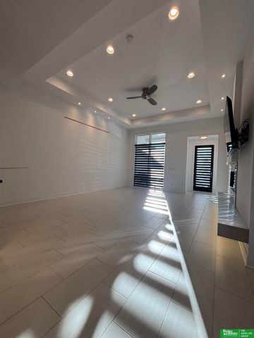 5811 N 159th Street, Omaha, NE 68116