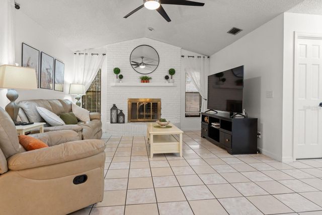 1943 DUPONT COURT, Deltona, FL 32725
