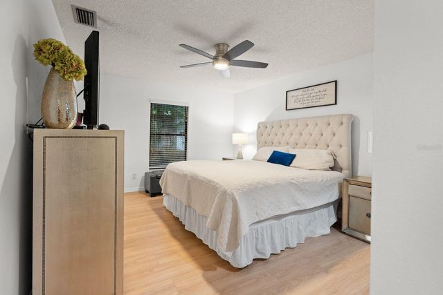 1943 DUPONT COURT, Deltona, FL 32725
