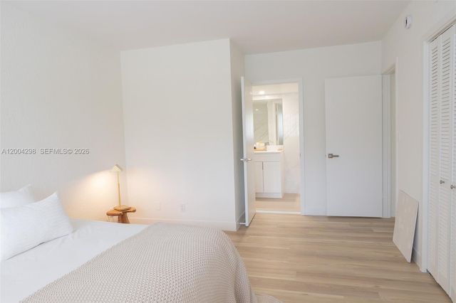 3250 N Palm Aire Dr 202, Pompano Beach, FL 33069