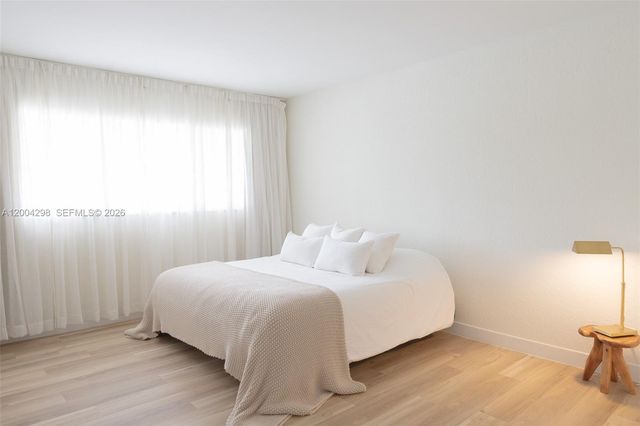 3250 N Palm Aire Dr 202, Pompano Beach, FL 33069