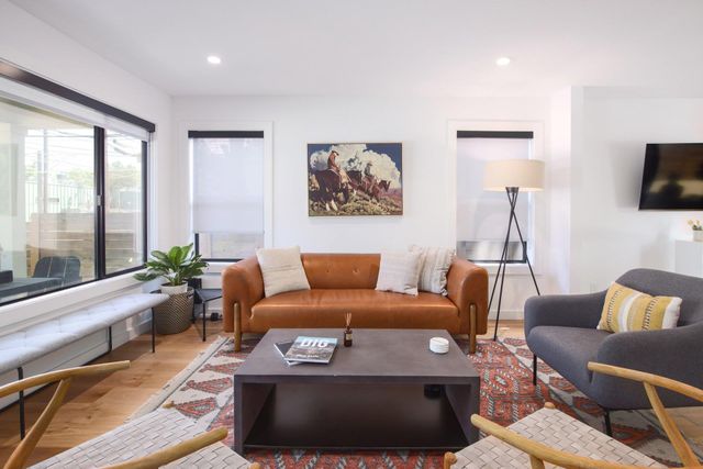 108 Chicon ST, Austin, TX 78702