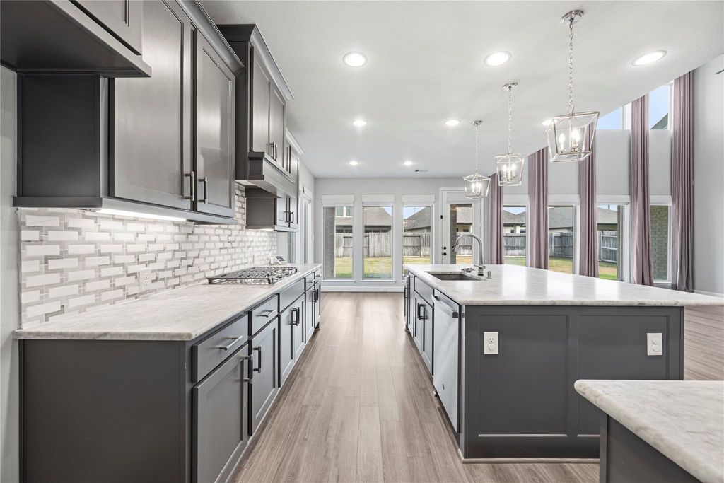 Image 20 of property listing at 9511 Shaded Tree Drive, Missouri City, TX 77459