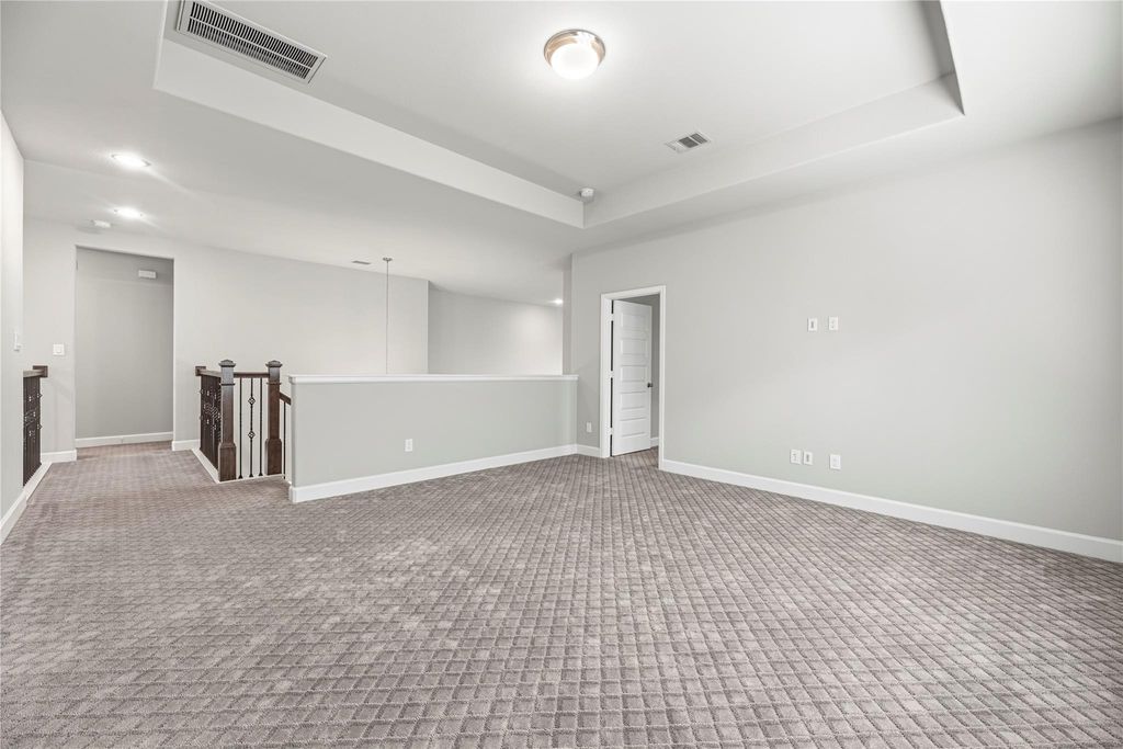 Image 33 of property listing at 9511 Shaded Tree Drive, Missouri City, TX 77459