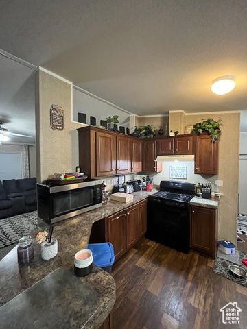 179 GREEN PINES AVE, Tooele, UT 84074