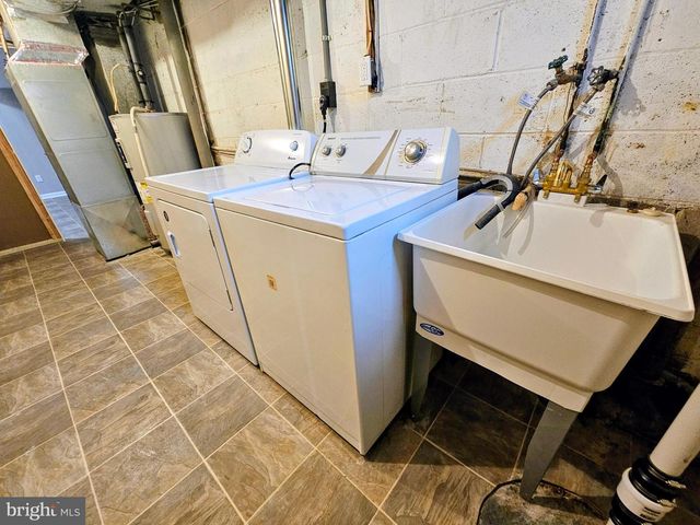 1519 ROOSEVELT DR, Sharon Hill, PA 19079