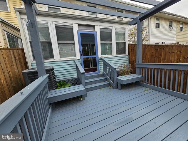 1519 ROOSEVELT DR, Sharon Hill, PA 19079