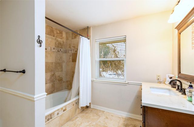18926 Wildrose Lane, Tomball, TX 77377