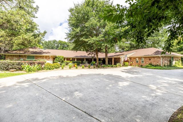 18926 Wildrose Lane, Tomball, TX 77377