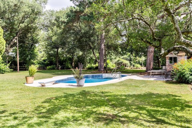 18926 Wildrose Lane, Tomball, TX 77377